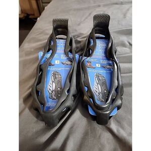 QUAD TREK ALL TERRAIN CLEATS MEDIUM MENS 7 - 9.5 / WOMENS 8- 11.‎   NEW